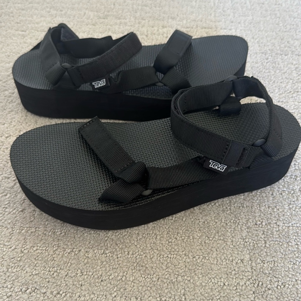 Teva Flatform Universal Platform Sandal Women’s Size 10 Black